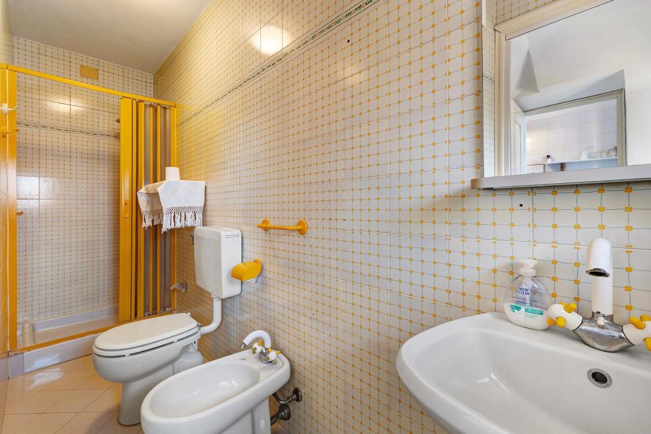 شقة Residenza Stoechas White ألبينغا المظهر الخارجي الصورة
