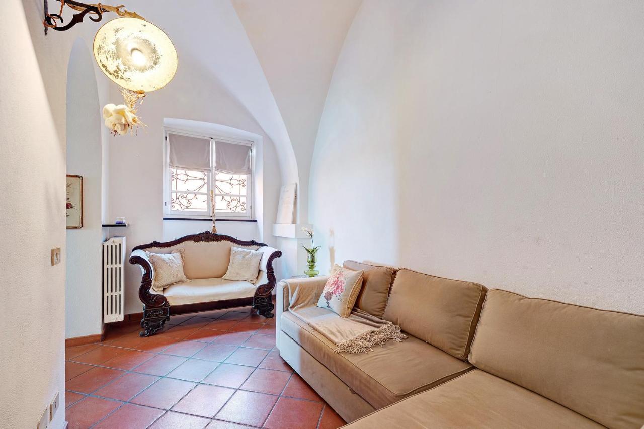 شقة Residenza Stoechas White ألبينغا المظهر الخارجي الصورة